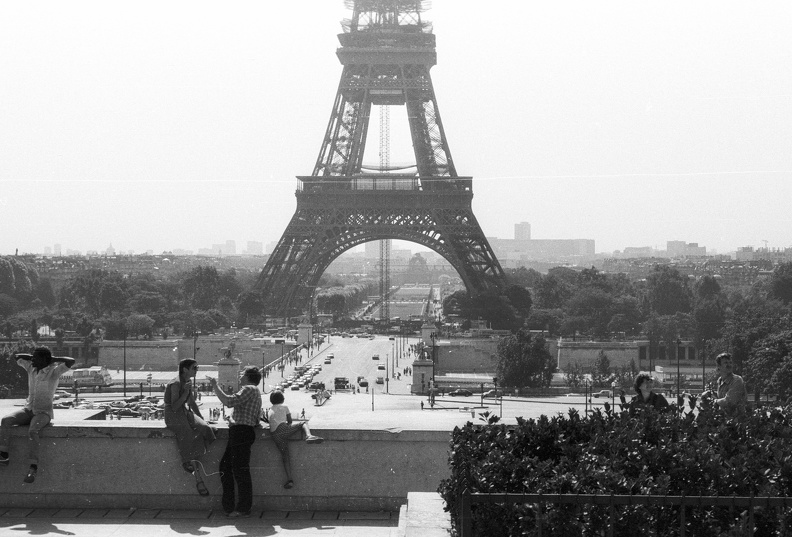 a Jéna híd a Szajnán és az Eiffel-torony a Chaillot-palotától nézve.