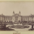 Szabadság tér, Tőzsdepalota. A kép forrását kérjük így adja meg: Fortepan / Budapest Főváros Levéltára. Levéltári jelzet: HU.BFL.XV.19.d.1.08.114